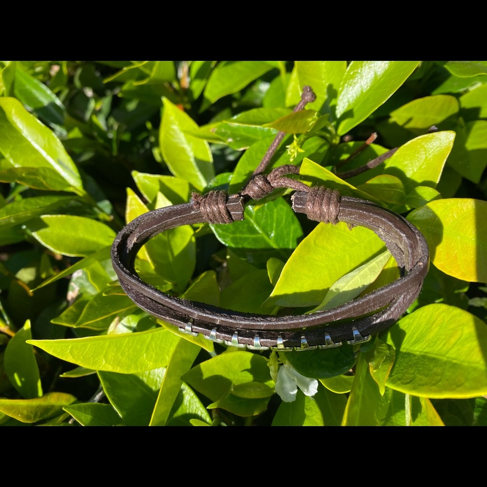 Bracelets - Picture 6 of 7
